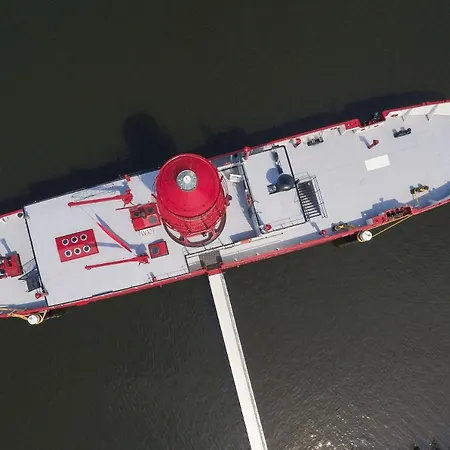 Ботель Lightship Амстердам