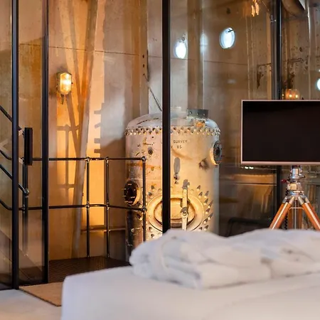 Lightship ספינת מלון אמסטרדם