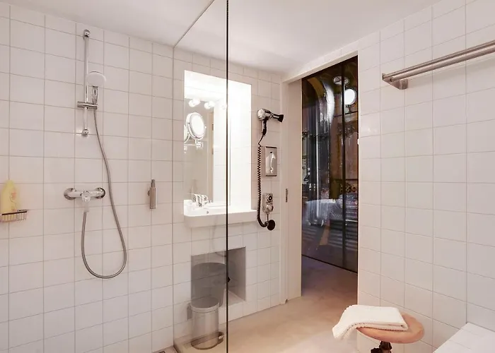 Lightship 船上ホテル *